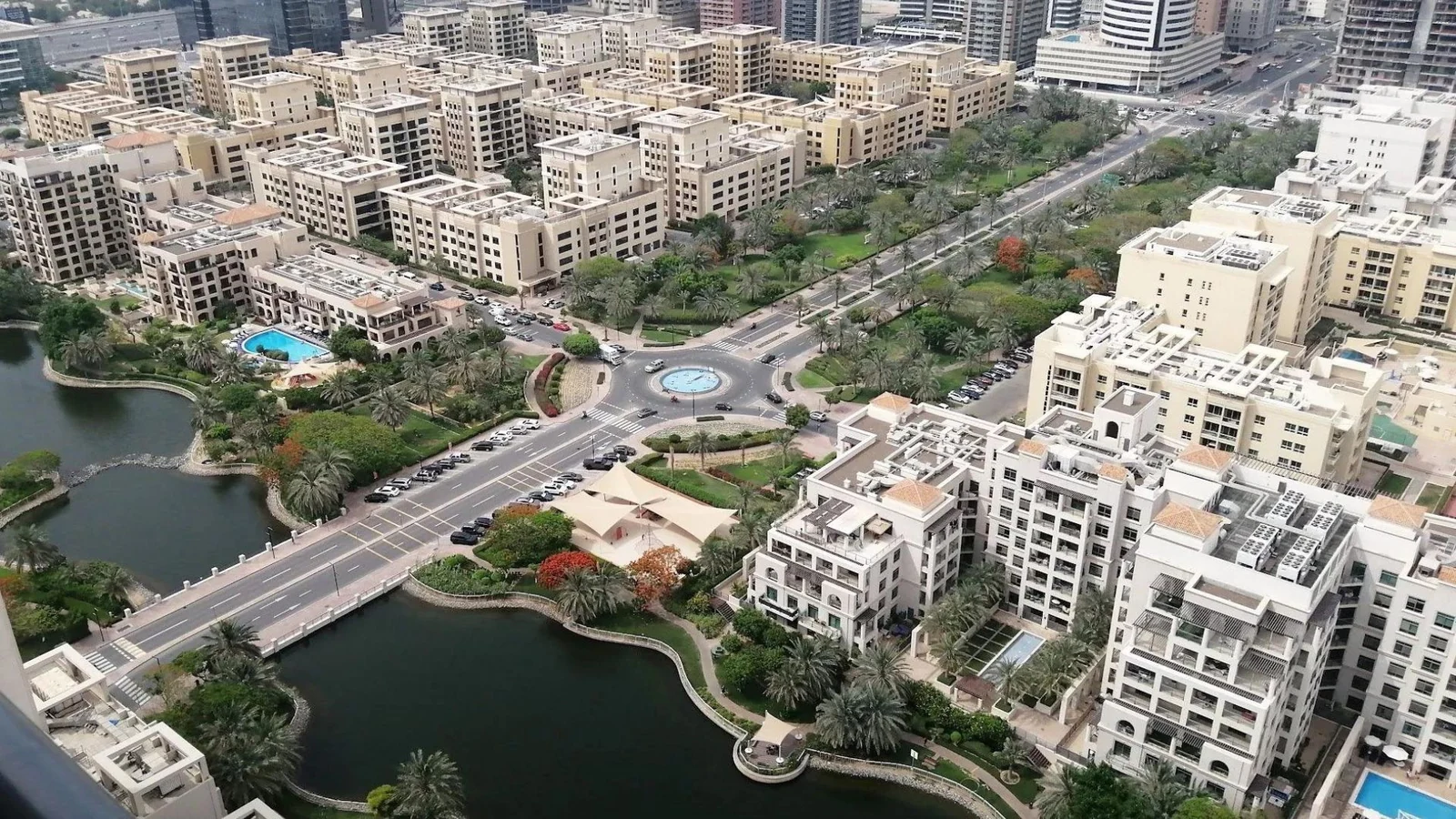 Emirates Living - The Views