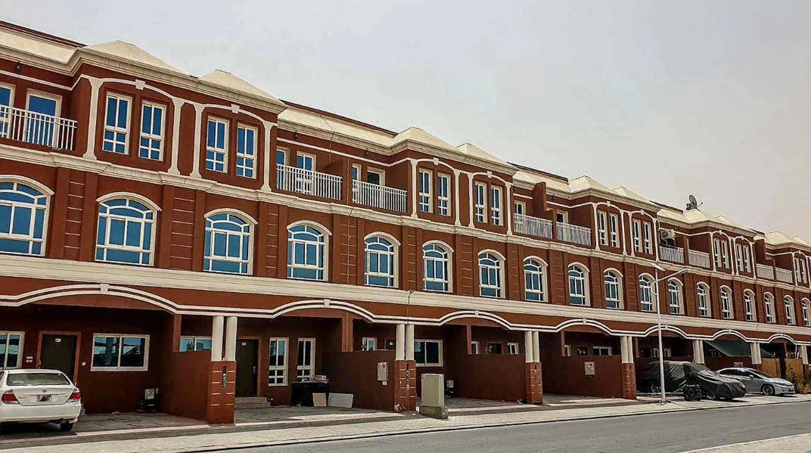 عجمان أب تاون