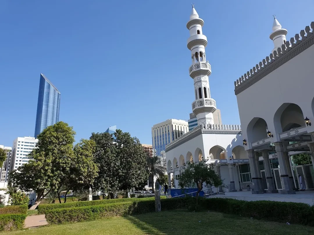 شارع الشيخ خليفة بن زايد - أبوظبي